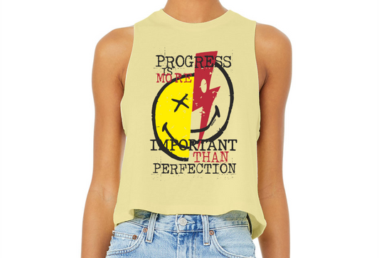 Camiseta Crop Top Progress is more